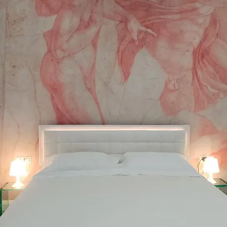 Relais Santa Lucia Sul Mare, * Naples
