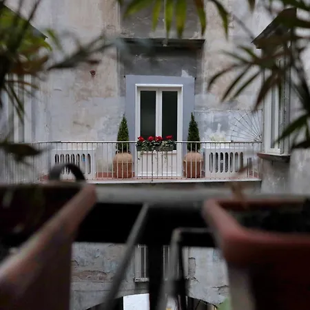 Relais Santa Lucia Sul Mare, Konukevi Napoli