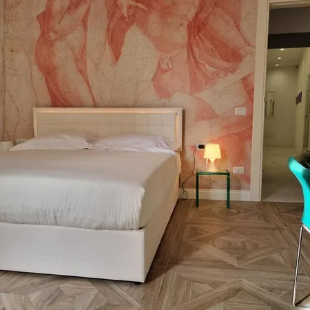 Relais Santa Lucia Sul Mare, 4* Naples